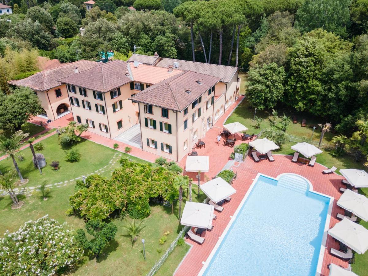 Hotel Cavalieri Del Mare Marina di Massa Extérieur photo