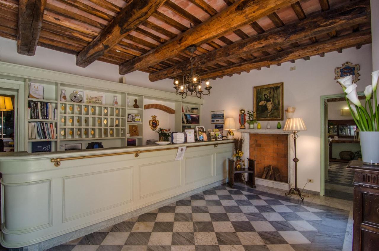 Hotel Cavalieri Del Mare Marina di Massa Extérieur photo