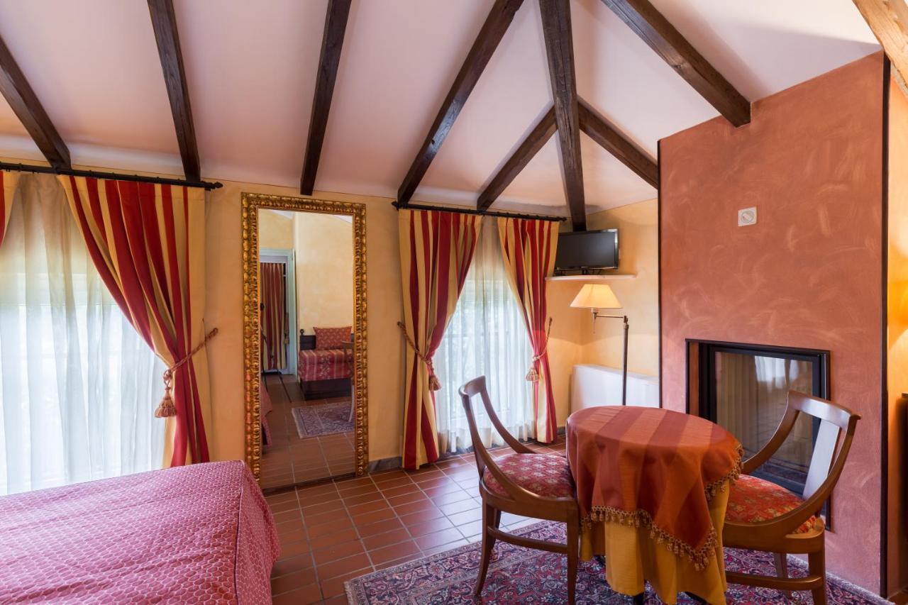 Hotel Cavalieri Del Mare Marina di Massa Extérieur photo