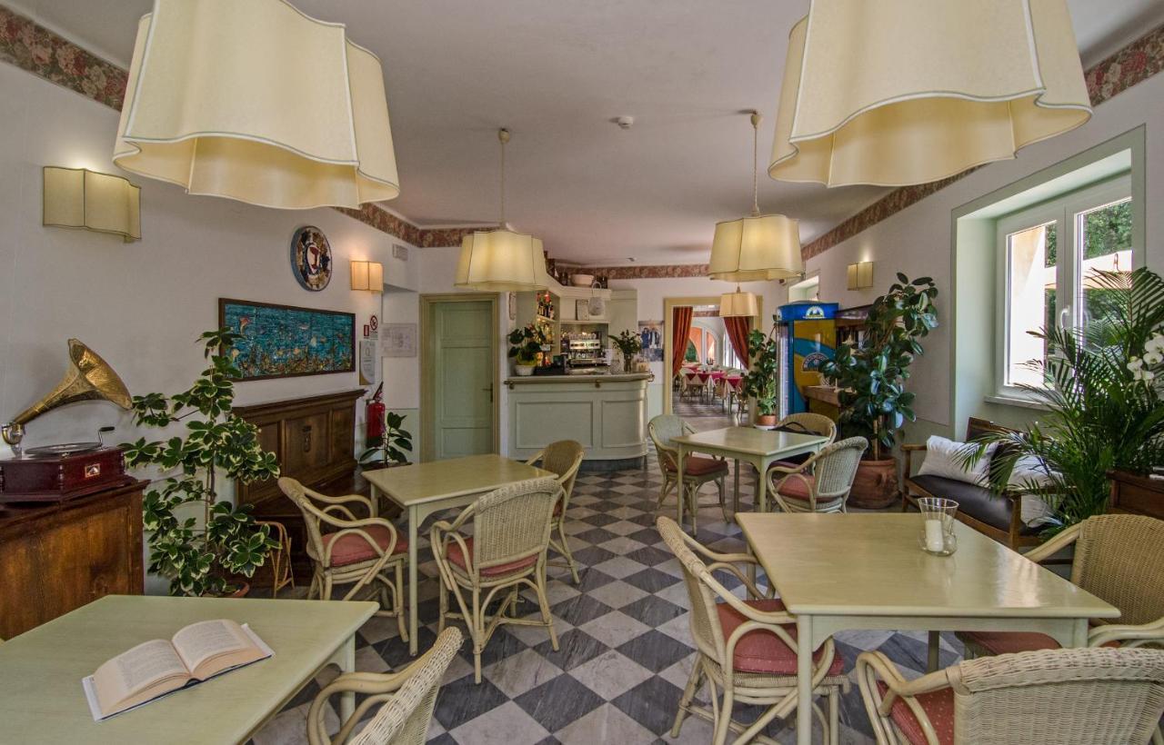 Hotel Cavalieri Del Mare Marina di Massa Extérieur photo