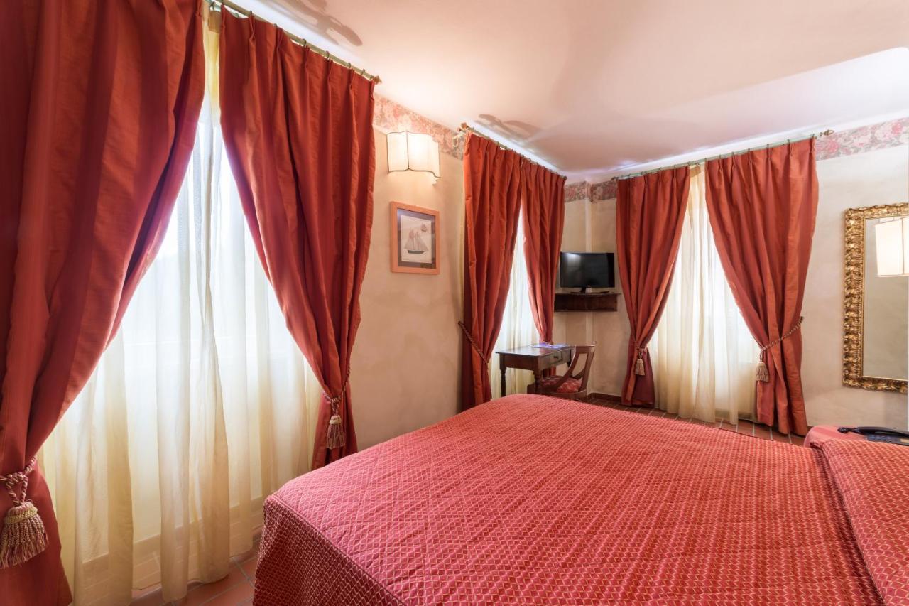 Hotel Cavalieri Del Mare Marina di Massa Extérieur photo